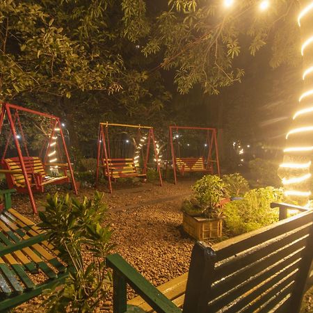 Wow Stayz2 Misty Meadows Pachmarhī Exterior foto
