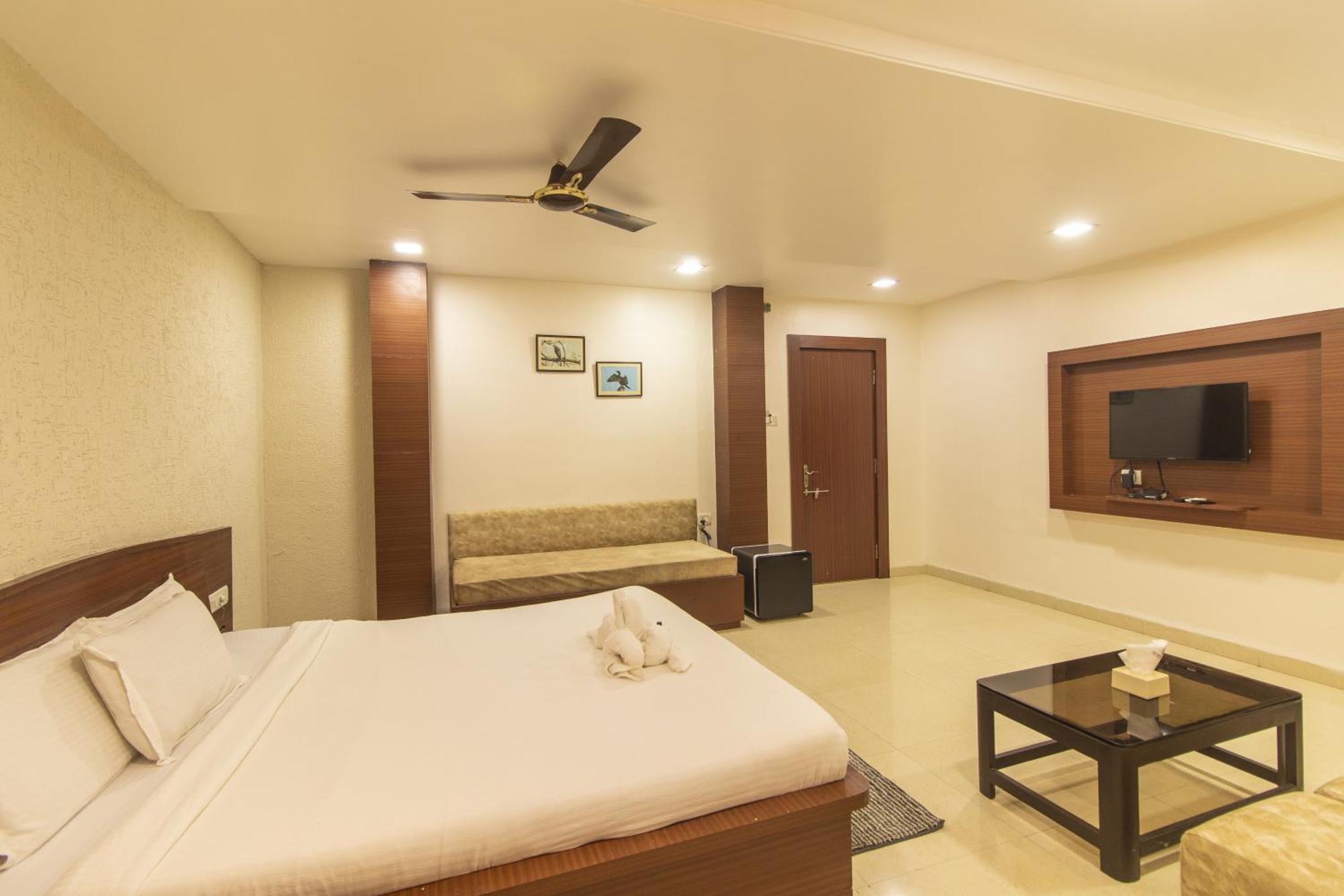 Wow Stayz2 Misty Meadows Pachmarhī Exterior foto